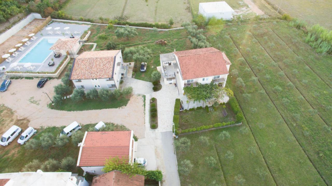 La Hacienda Hotell Ulcinj Exteriör bild