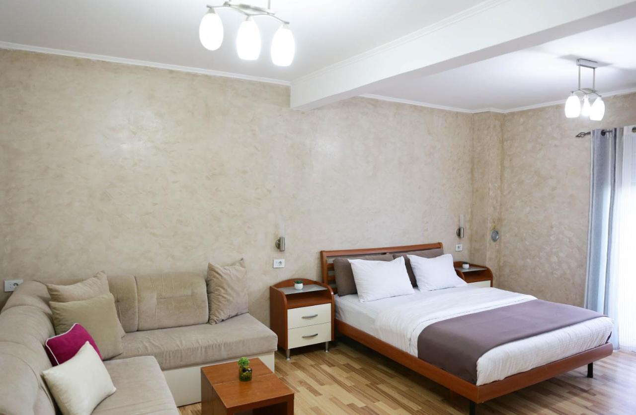 La Hacienda Hotell Ulcinj Exteriör bild