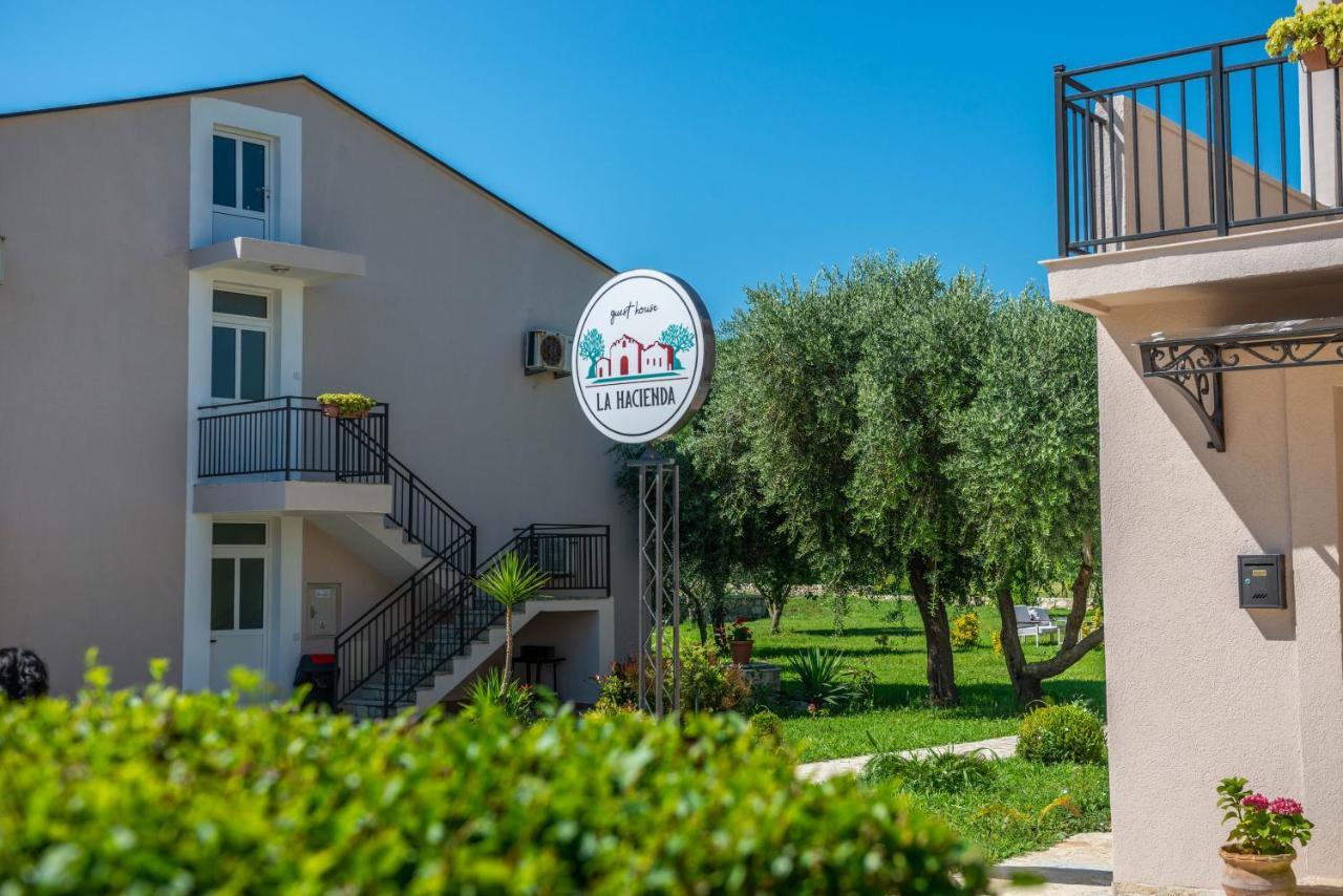 La Hacienda Hotell Ulcinj Exteriör bild