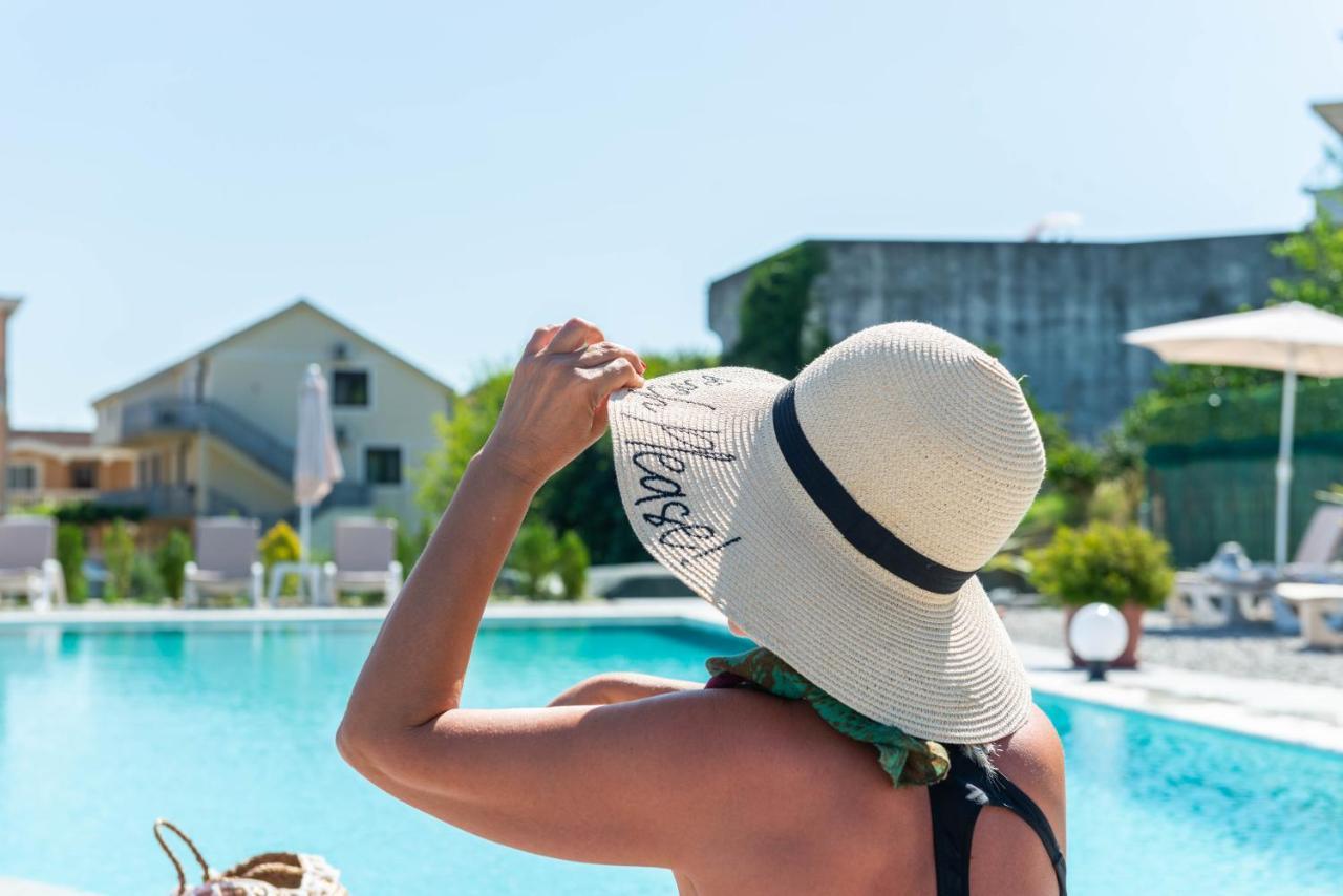 La Hacienda Hotell Ulcinj Exteriör bild